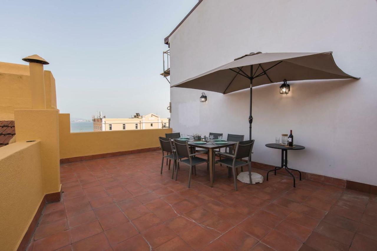 Apartamento Alfama Terrace W/ Tagus River Views *